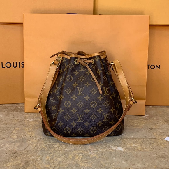Louis Vuitton Handbags - Louis Vuitton mono vintage Petit Noe Pm